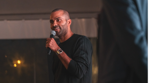 Tony Parker ouvre les portes de son domaine viticole aux investisseurs via la plateforme de financement participatif Bricks.